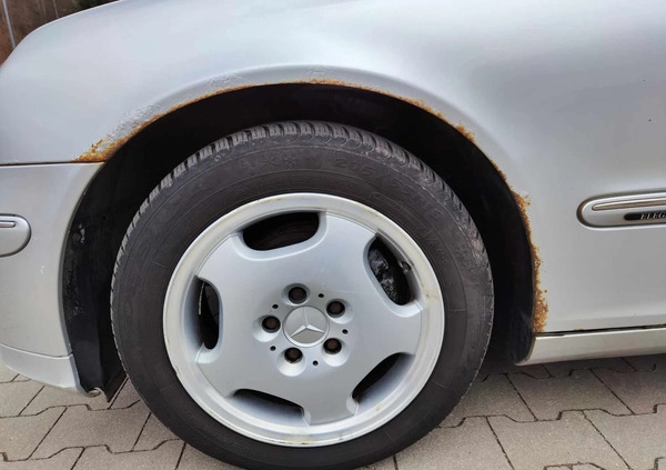 Mercedes-Benz Klasa C cena 4000 przebieg: 231168, rok produkcji 2000 z Wrocław małe 352